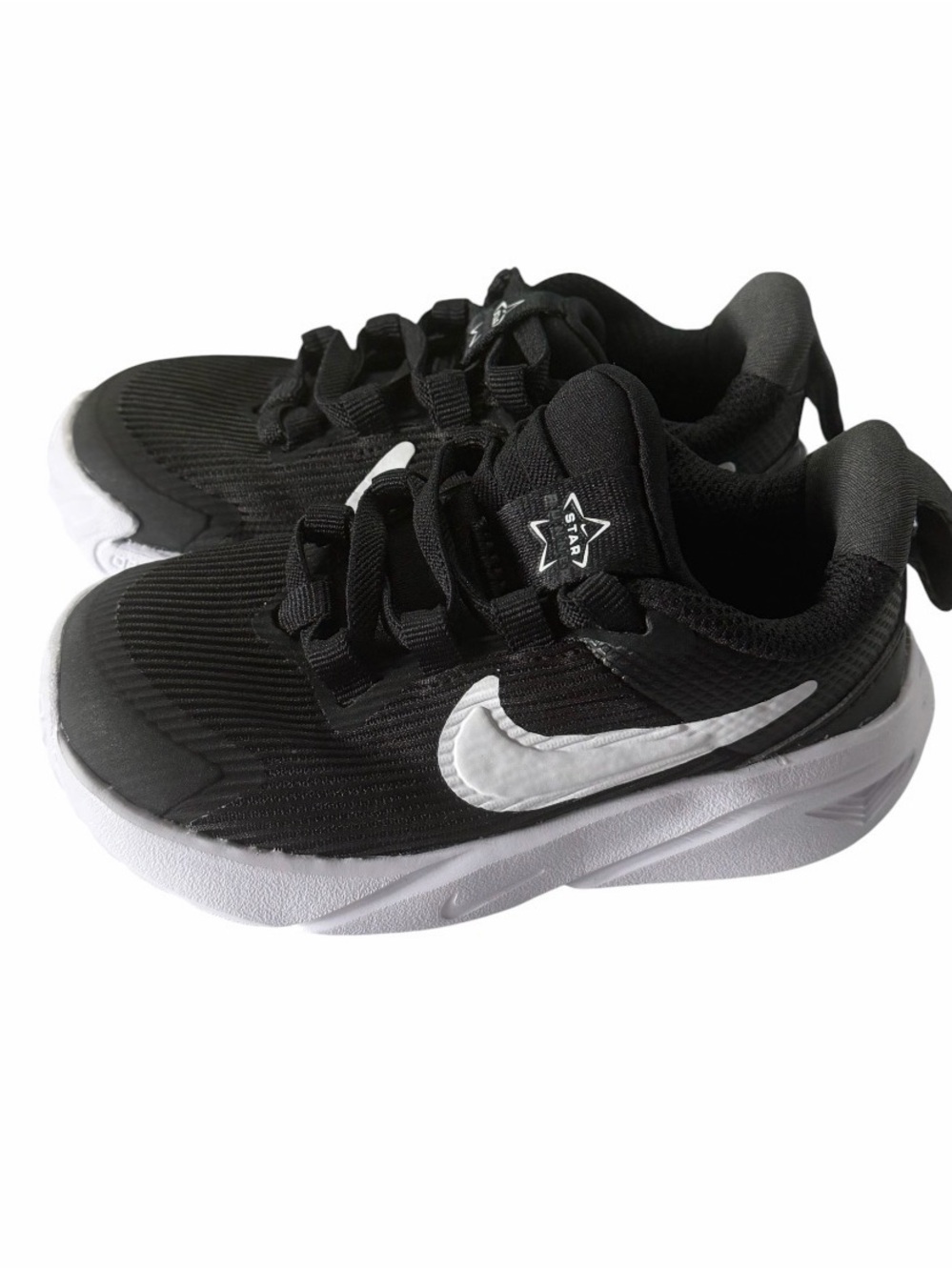 6C Nike Kids' Black/White Athletic Sneakers